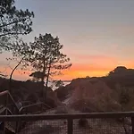 Da Falesia, O Estudio Da Aldeia Acoteias Daire *