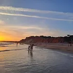 Da Falesia, O Estudio Da Aldeia Acoteias Daire Albufeira